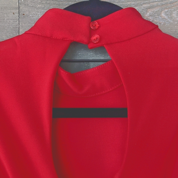 Red Fitted Asymmetric Keyhole Back Dress Small - Picture 6 of 7